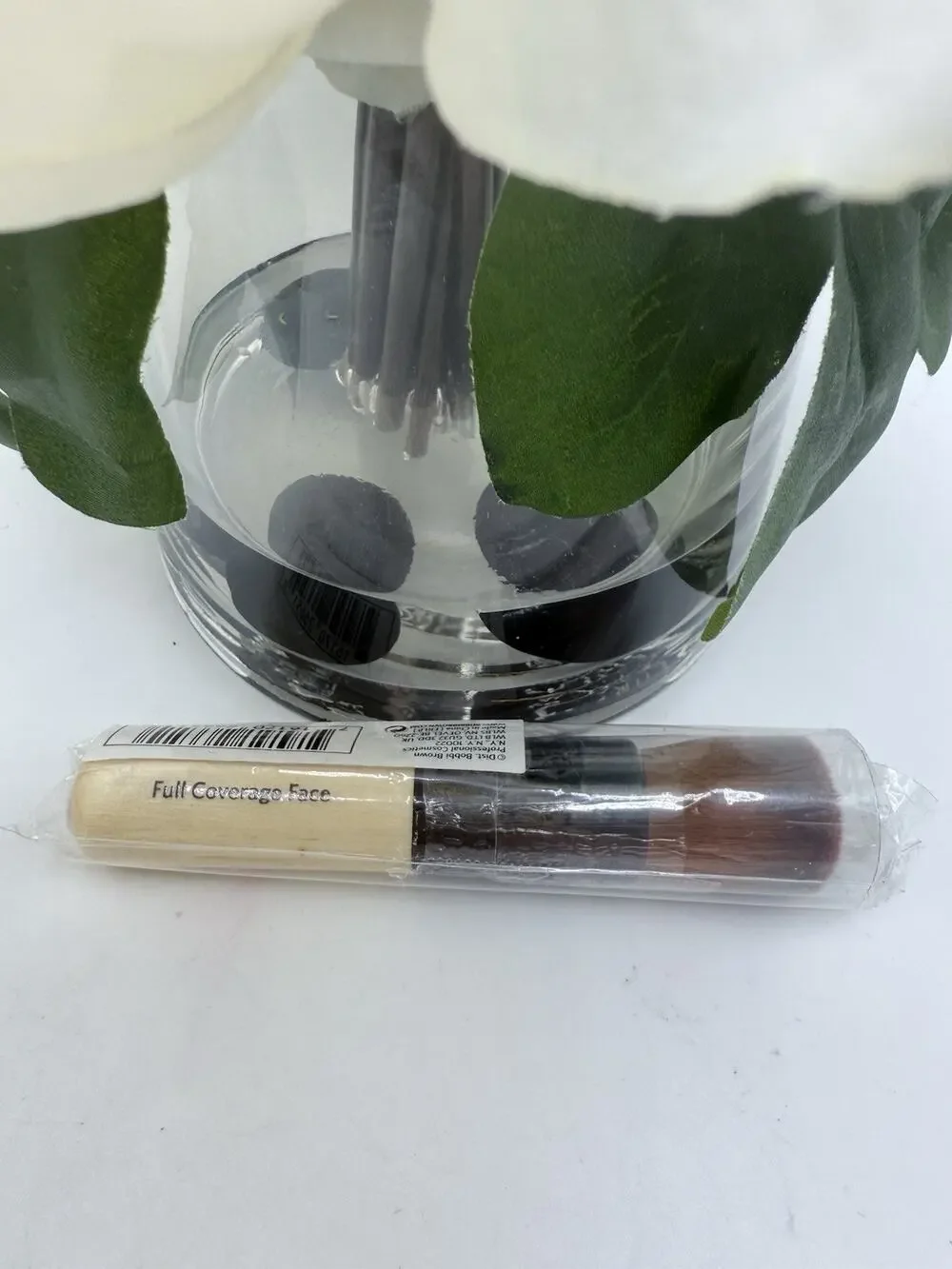 BOBBI BROWN Full Coverage Face Foundation Powder Brush Sealed